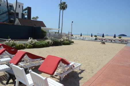 Enlarge photo 19