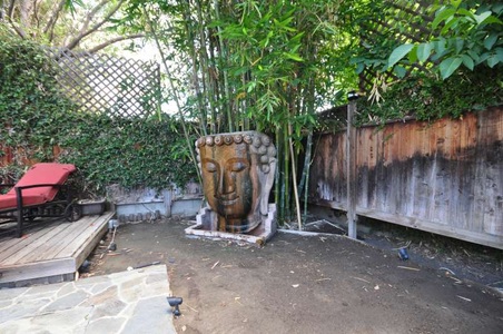 Enlarge photo 29
