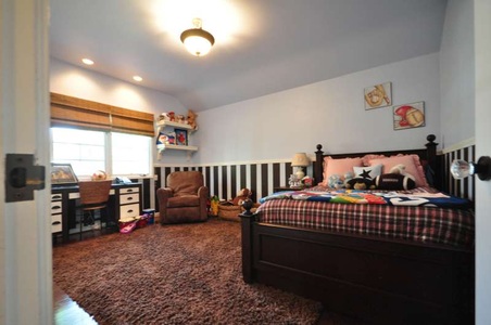 Enlarge photo 31