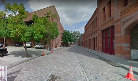 Sanchez St
