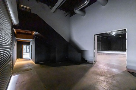 Enlarge photo 89