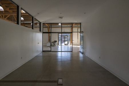 Enlarge photo 73