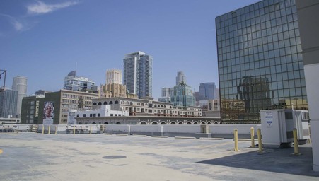 Enlarge photo 73