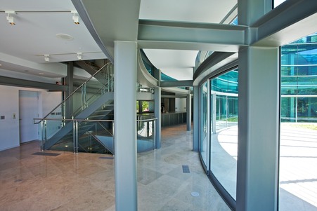 Enlarge photo 43