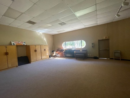 Enlarge photo 19