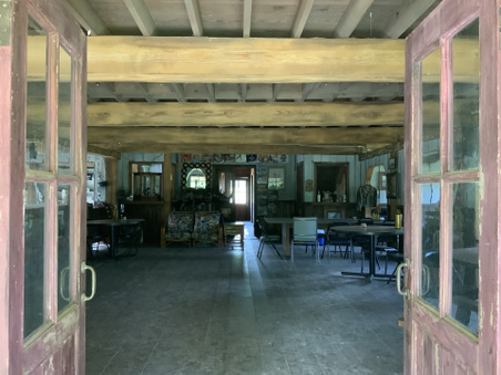 Enlarge photo 1
