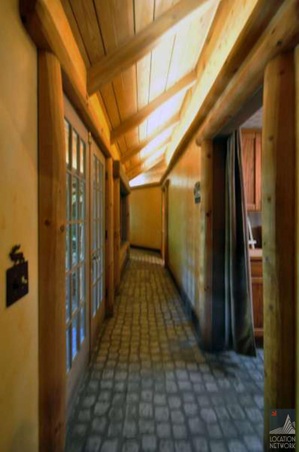 Enlarge photo 54