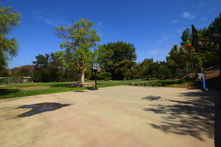 Enlarge photo 26