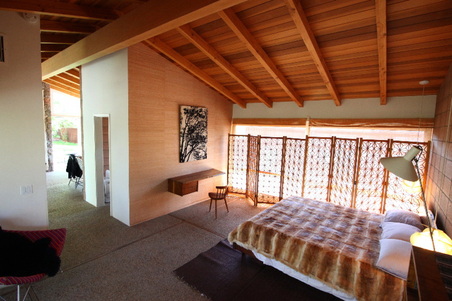 Enlarge photo 47