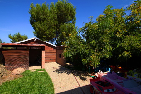 Enlarge photo 79