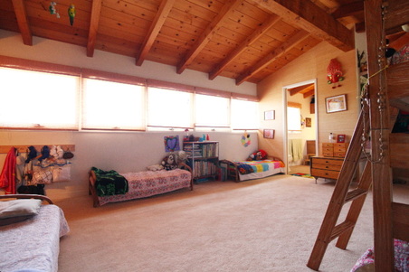 Enlarge photo 104