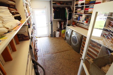 Enlarge photo 114