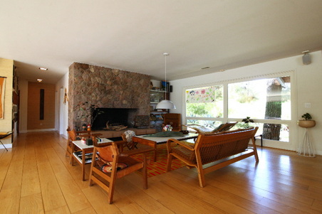 Enlarge photo 149