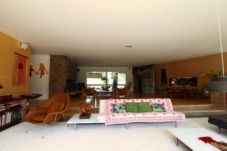 Enlarge photo 152