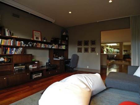 Enlarge photo 30