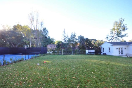 Enlarge photo 76