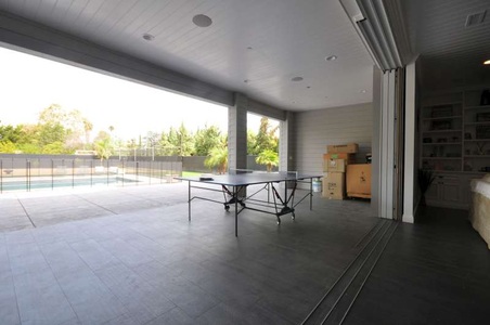 Enlarge photo 85