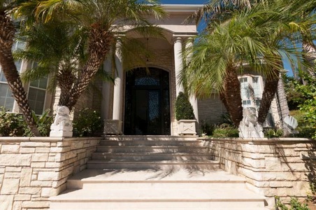 Enlarge photo 9