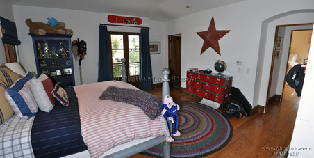 Enlarge photo 13