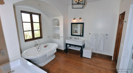 Enlarge photo 40