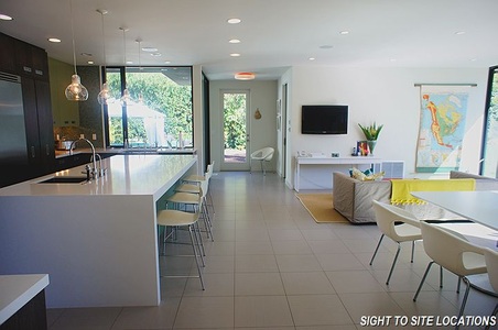 Enlarge photo 21