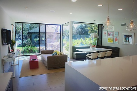 Enlarge photo 24