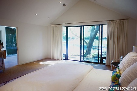 Enlarge photo 40