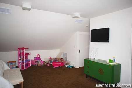 Enlarge photo 78