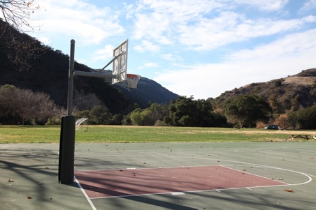 Scout 12/29 BB courts
