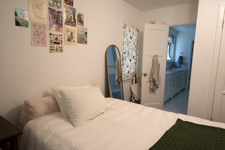 Enlarge photo 115