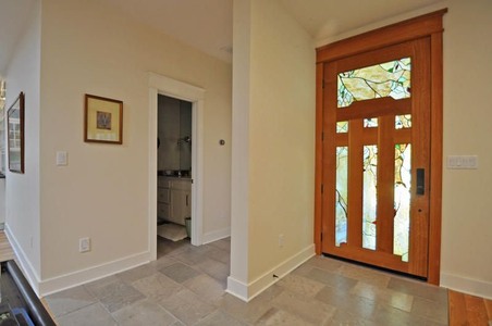 Enlarge photo 33