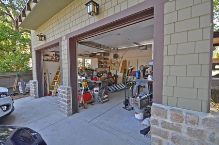 Enlarge photo 44