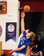 Morton Var. Boys B-ball vs Limestone