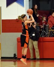 Morton Var.Girls B-ball vs Washington