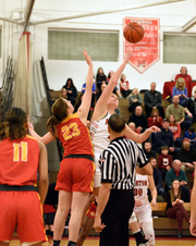 Morton Var Girls B-ball vs Rock Island