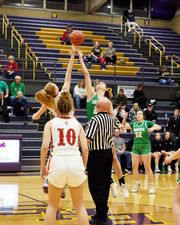 Morton Var Girls B-ball vs Geneseo