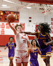 Morton Var Boys B-ball vs Bloomington