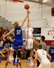 Morton Soph Boys B-ball vs Limstone