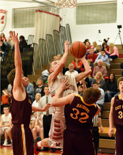 Morton Var Boys B-ball vs East Peoria