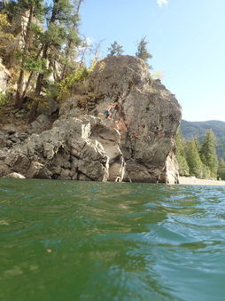 Enlarge photo 76