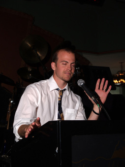 Enlarge photo 115