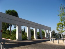 Enlarge photo 1