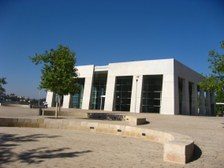 Enlarge photo 2
