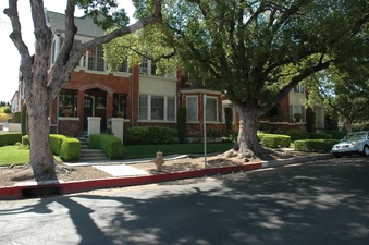 1st St @ S. Hobart Blvd LA
