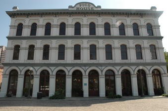 Enlarge photo 39