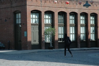 Enlarge photo 2