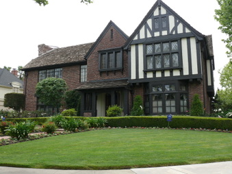 367 S. Las Palmas Ave
