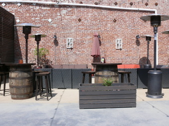 Bow and Truss Courtyard
