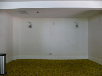 Sportsman Lodge- Window Reception
