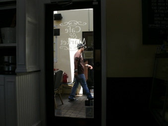 Enlarge photo 12